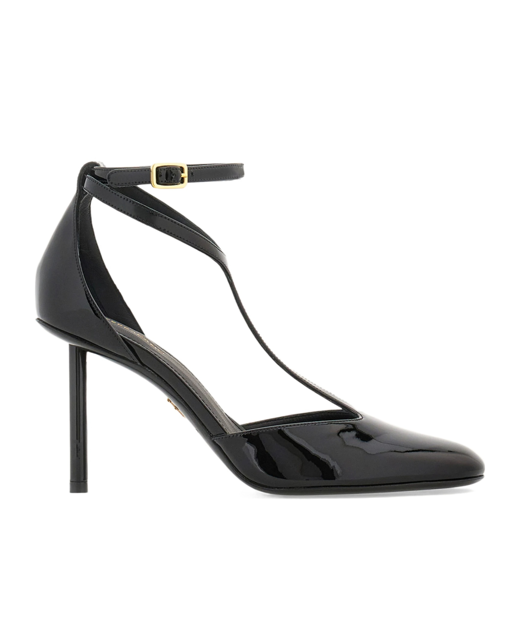 Ferragamo Lysandra 95 Patent Leather Pumps In Black