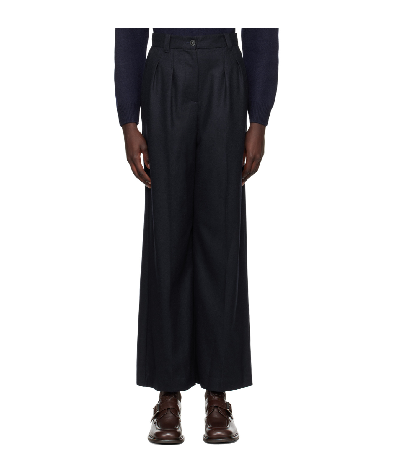 Apc Tressie High-rise Casual Pants In Black