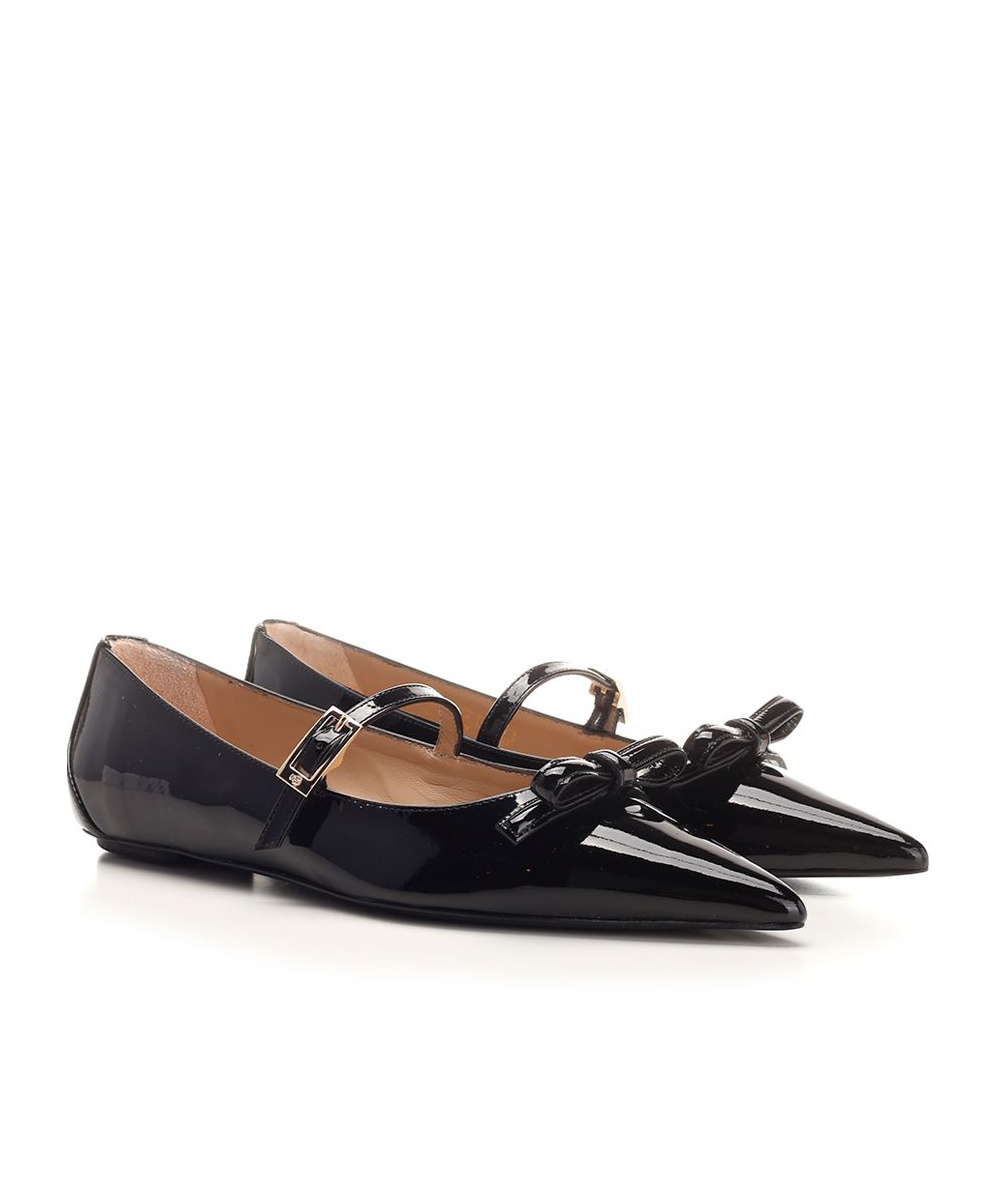 Stuart Weitzman Pointed Ballet Shoes In Black