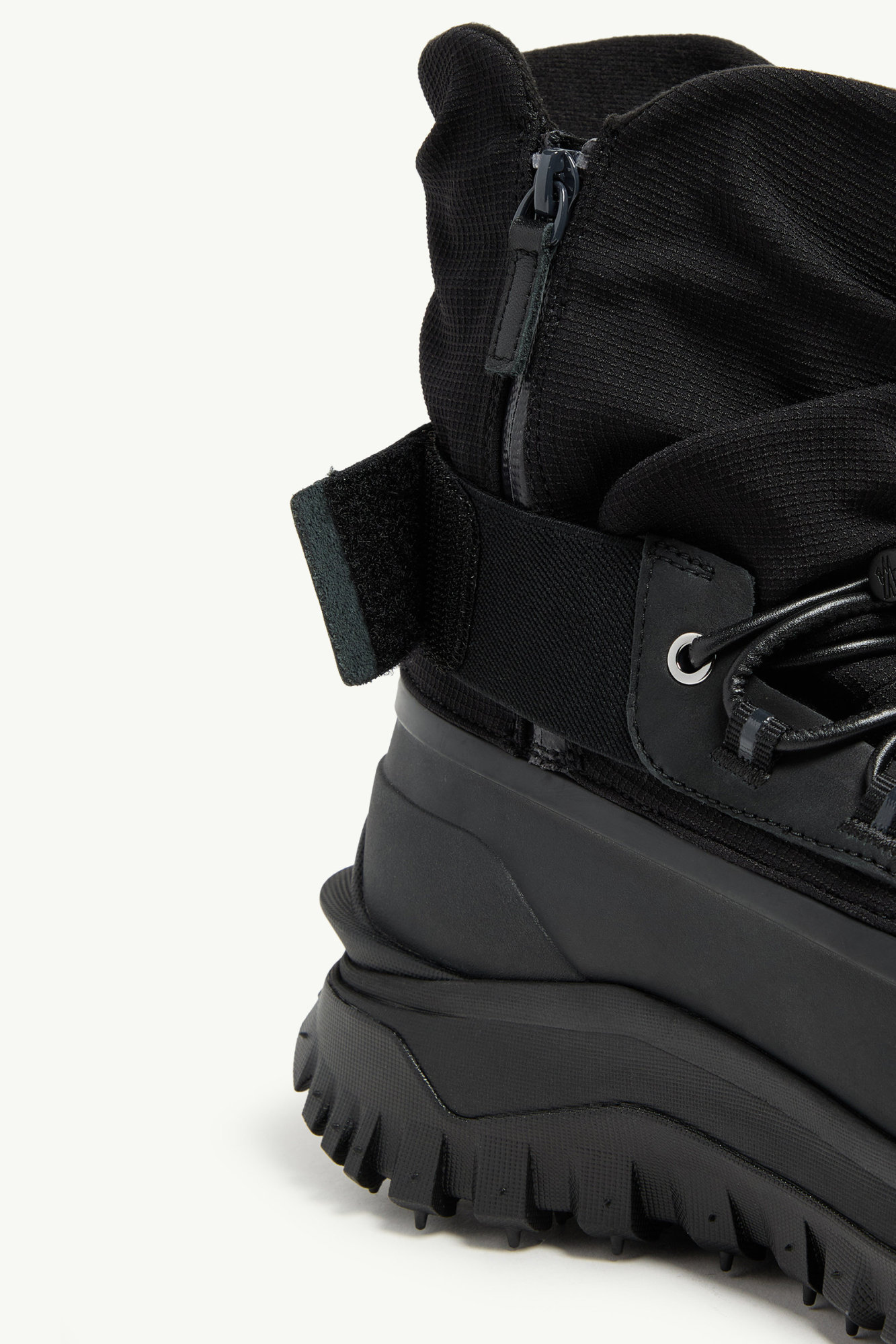 Moncler X Ee72 By Edward Enninful Trailgrip Storm Boots In Black