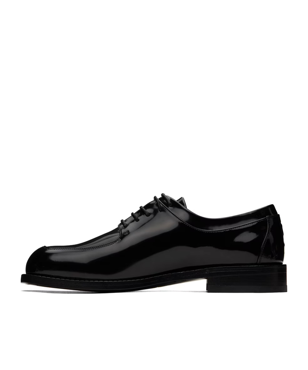 Ferragamo Black Leather Dinamic Lace-up Shoes In Black