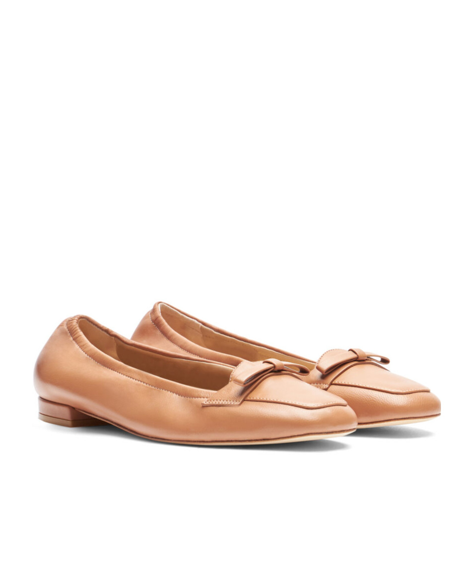 Stuart Weitzman Tully Loafers In Nude