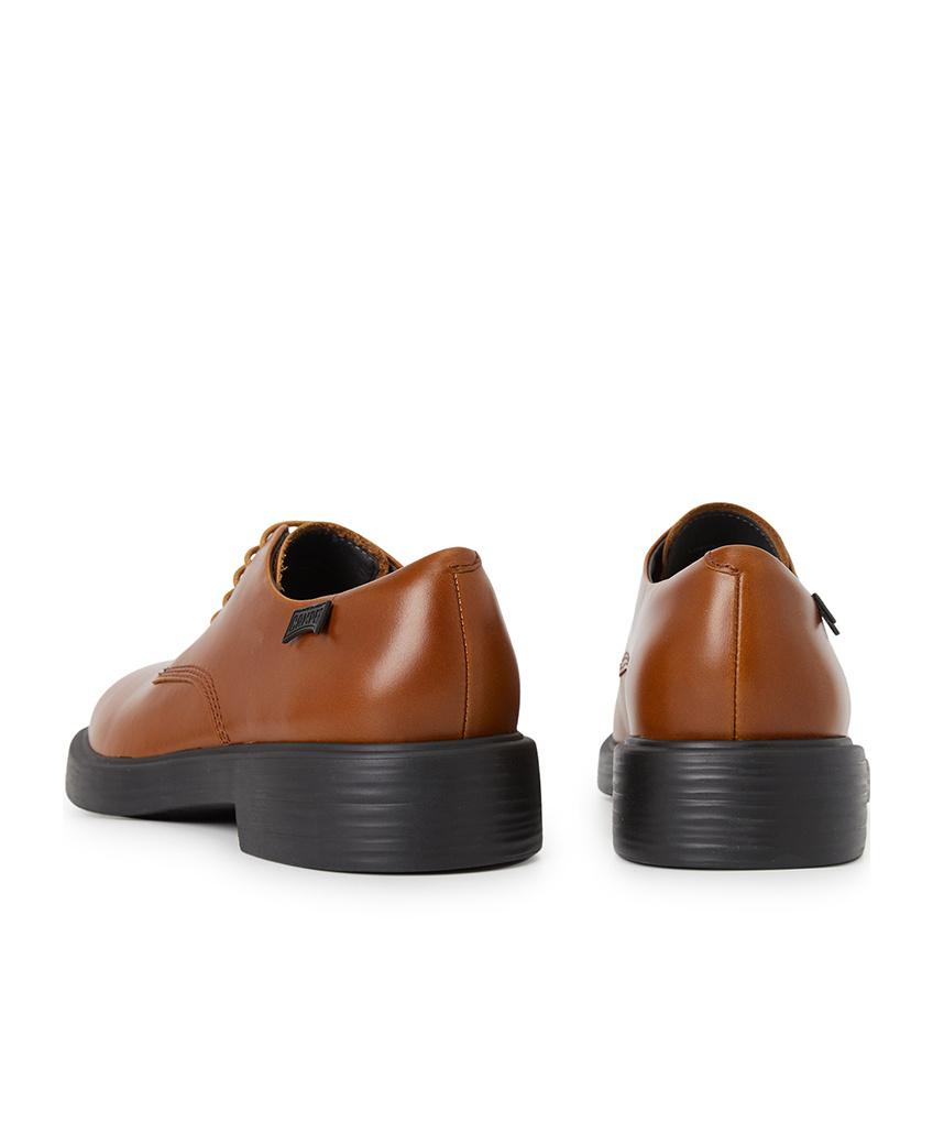 Camper Dean Brogues In Brown