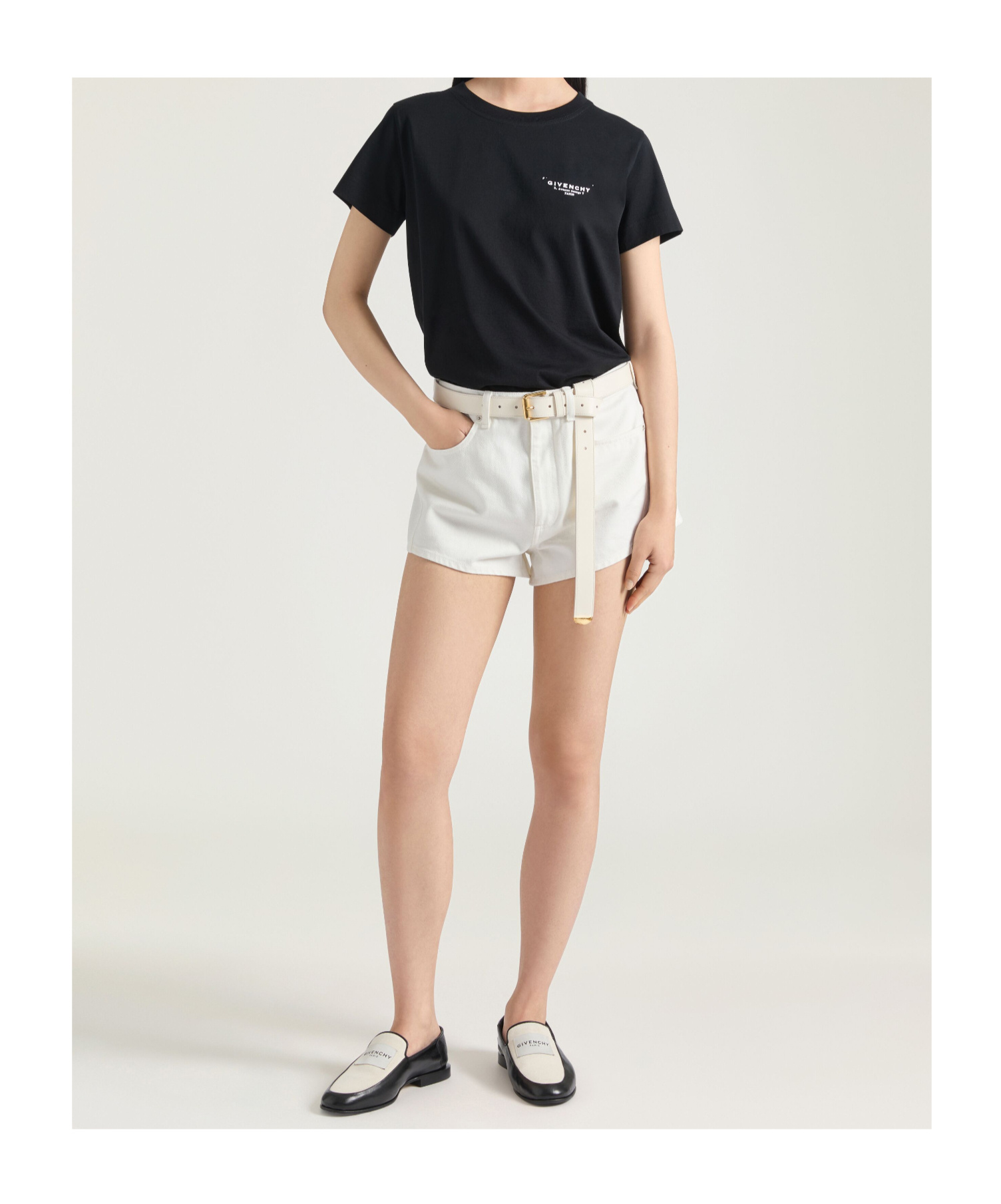 Givenchy Mini Shorts In White Denim In White