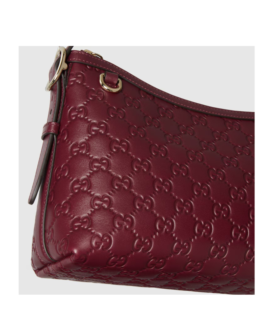 Gucci Gg Emblem Medium Shoulder Bag In Red