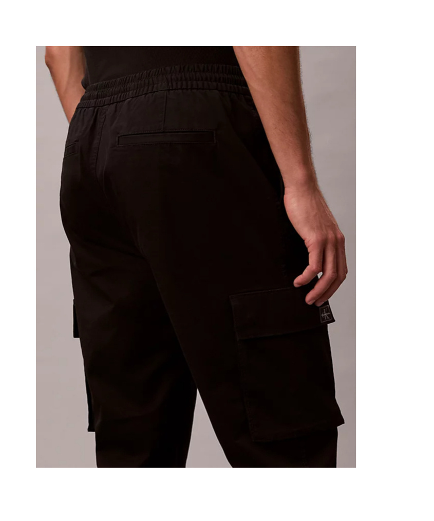 Calvin Klein Jeans Est.1978 Skinny Cargo Pants In Black