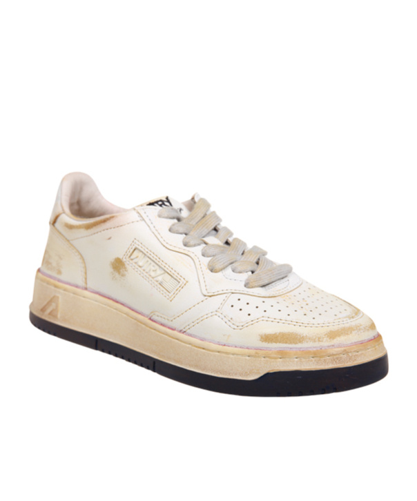 Autry Low-top Trainers In Nude