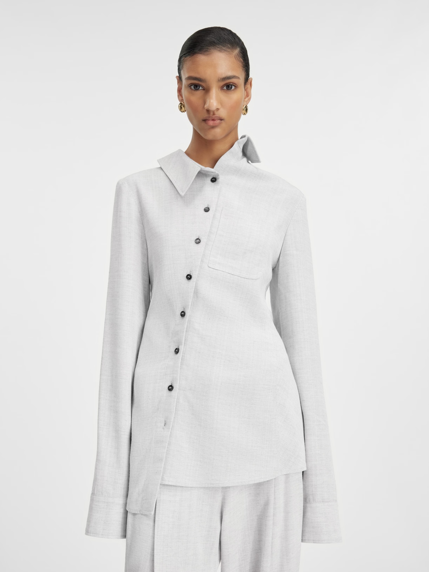 Jacquemus La Chemise Pablo Asymmetric Shirt In Gray