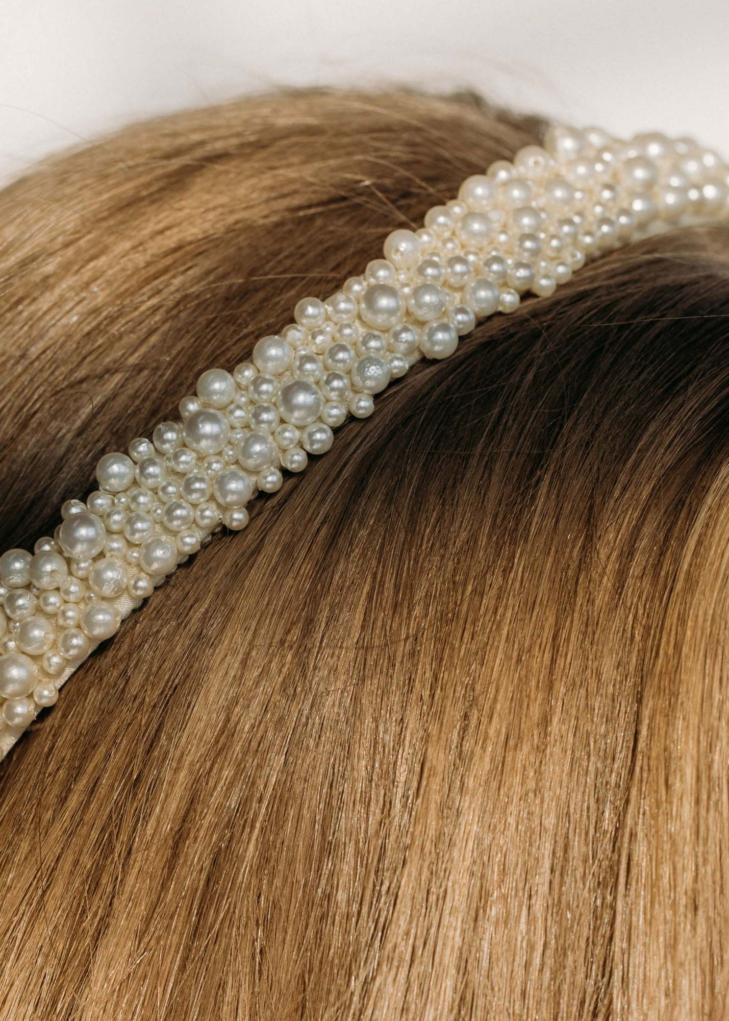 Jennifer Behr Bria Headband In Pearl