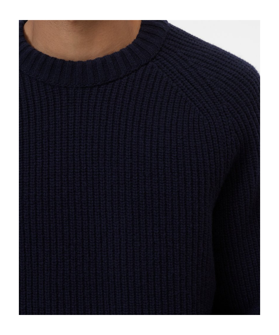 Closed Wool Sweater In Black