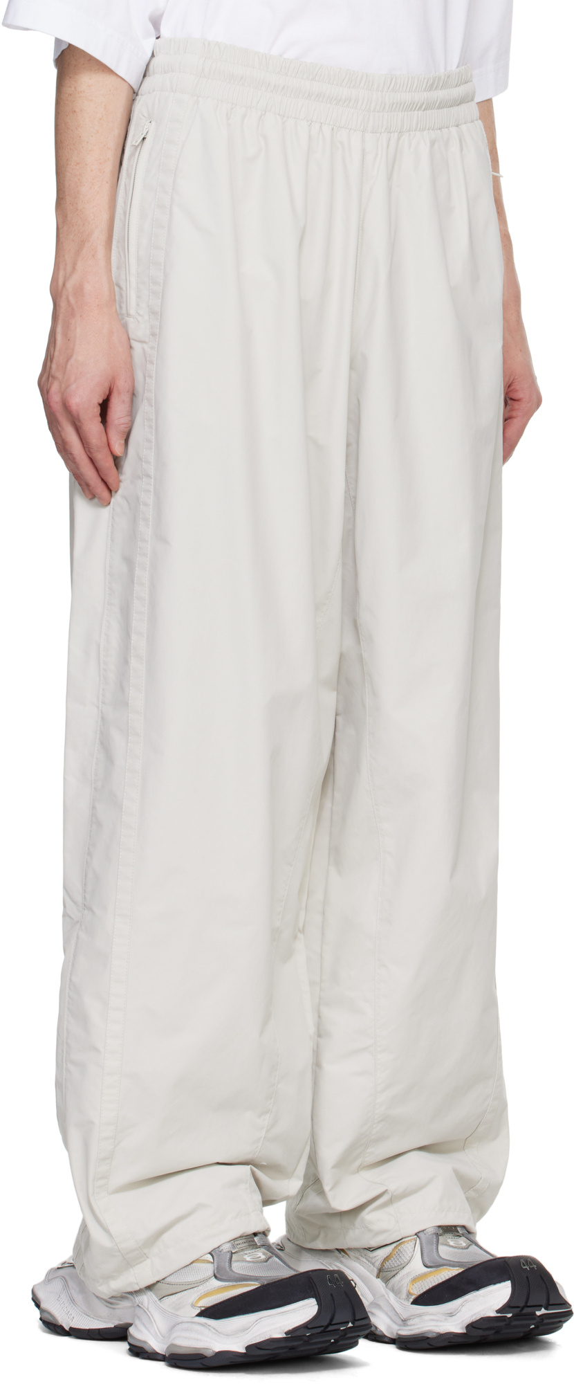 Vetements Oval Logo Tracksuit Pants In Gray