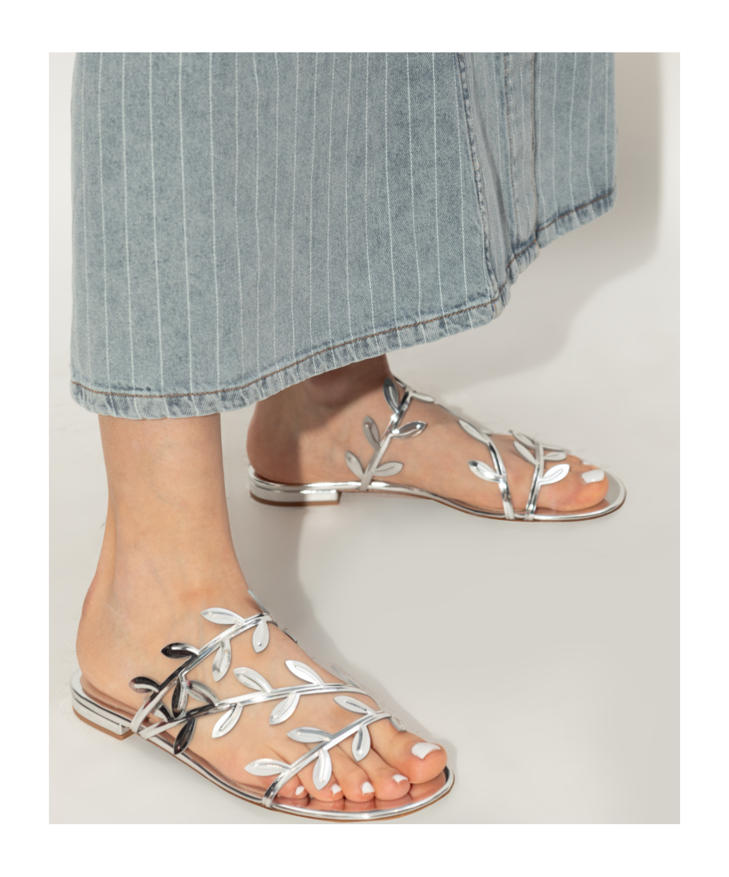 Gianvito Rossi Flavia Embellished Sandals In White
