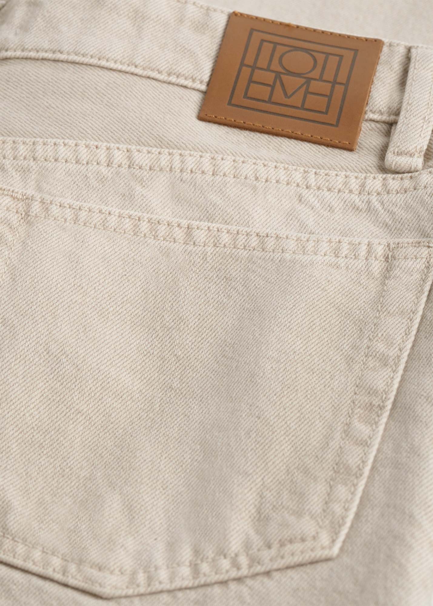Totême Low-taper Jeans In Nude