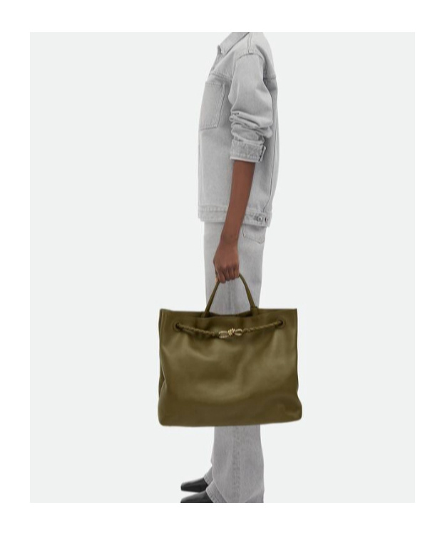 Shop Bottega Veneta Large Andiamo In Green