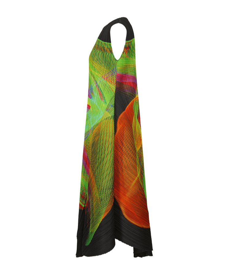 Shop Issey Miyake Abstract-print Midi Dress In Green