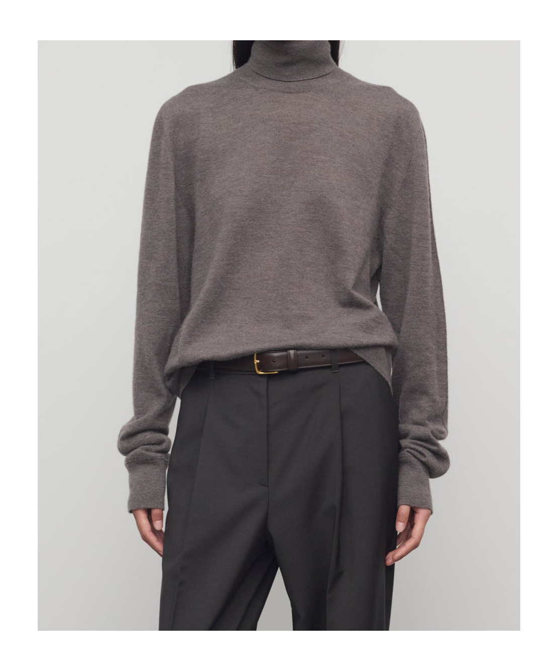 The Row Lizzy Cashmere Turtleneck Sweater In Brown