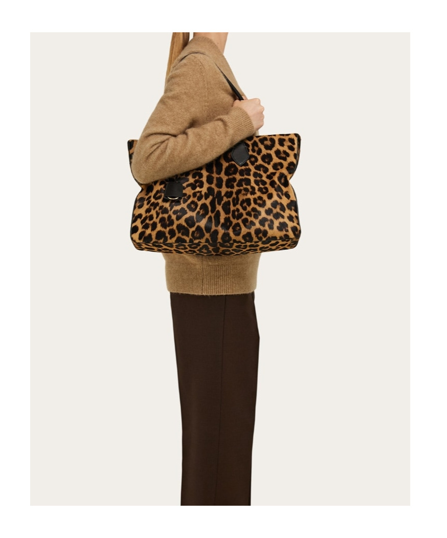 Ferragamo Tote Bag (l) In Black
