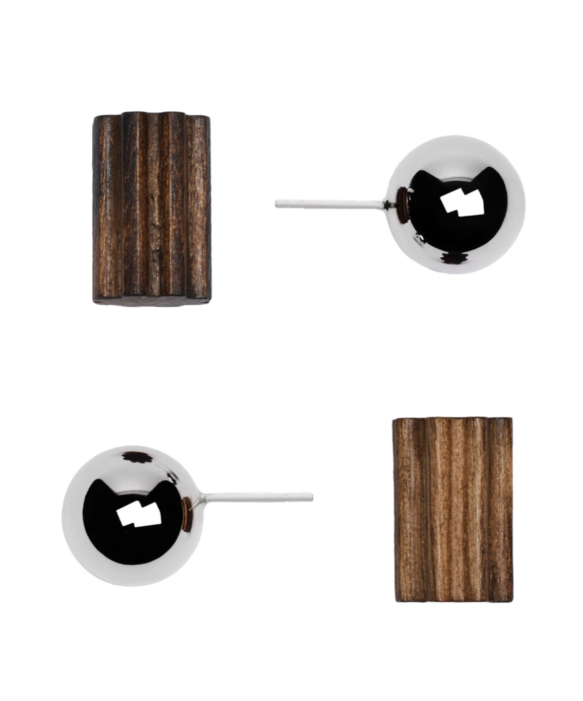 JACQUEMUS SPHERICAL EARRINGS