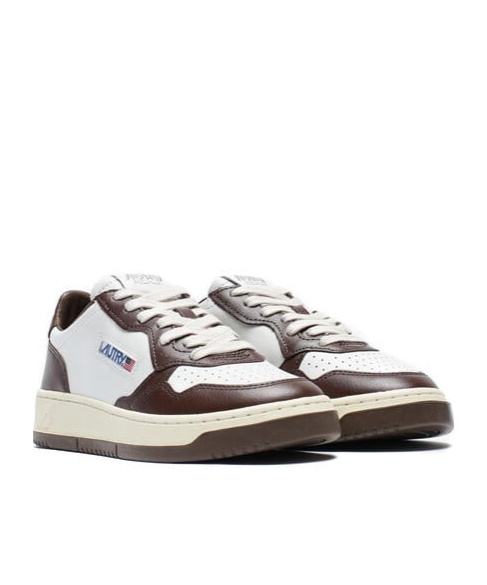 Autry Medalist Leather Low-top Sneakers In Brown