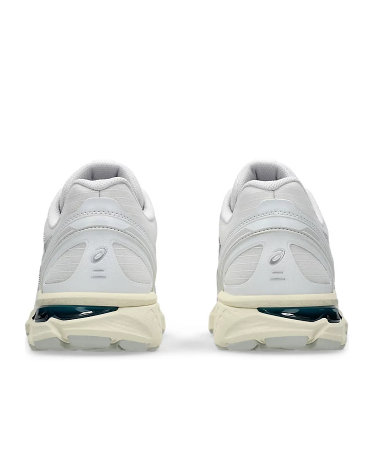 Asics Gel-terrain Gtx Sneakers In White