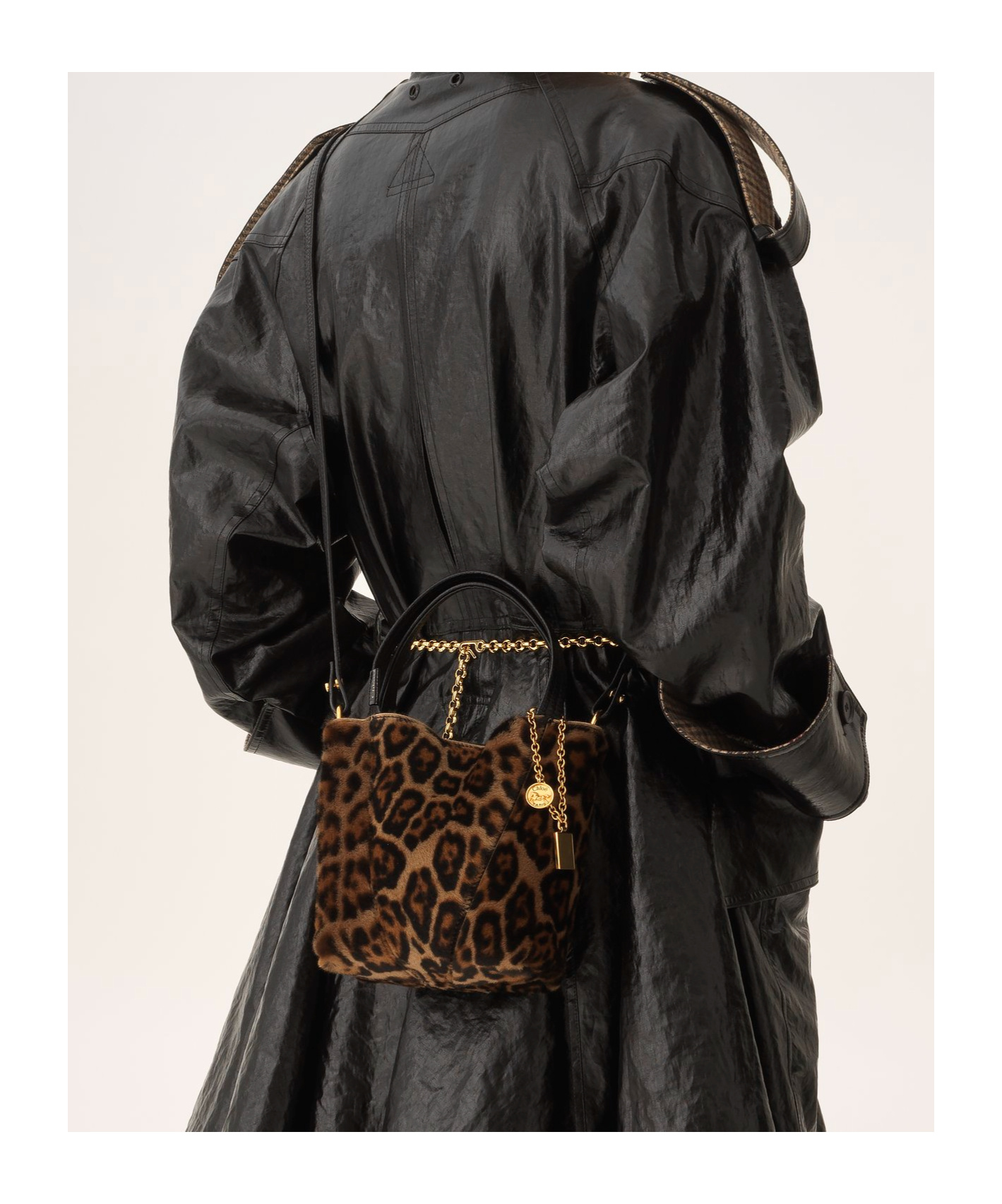 Chloé Small Chloe Spin Tote Bag In Leopard-print Shearling