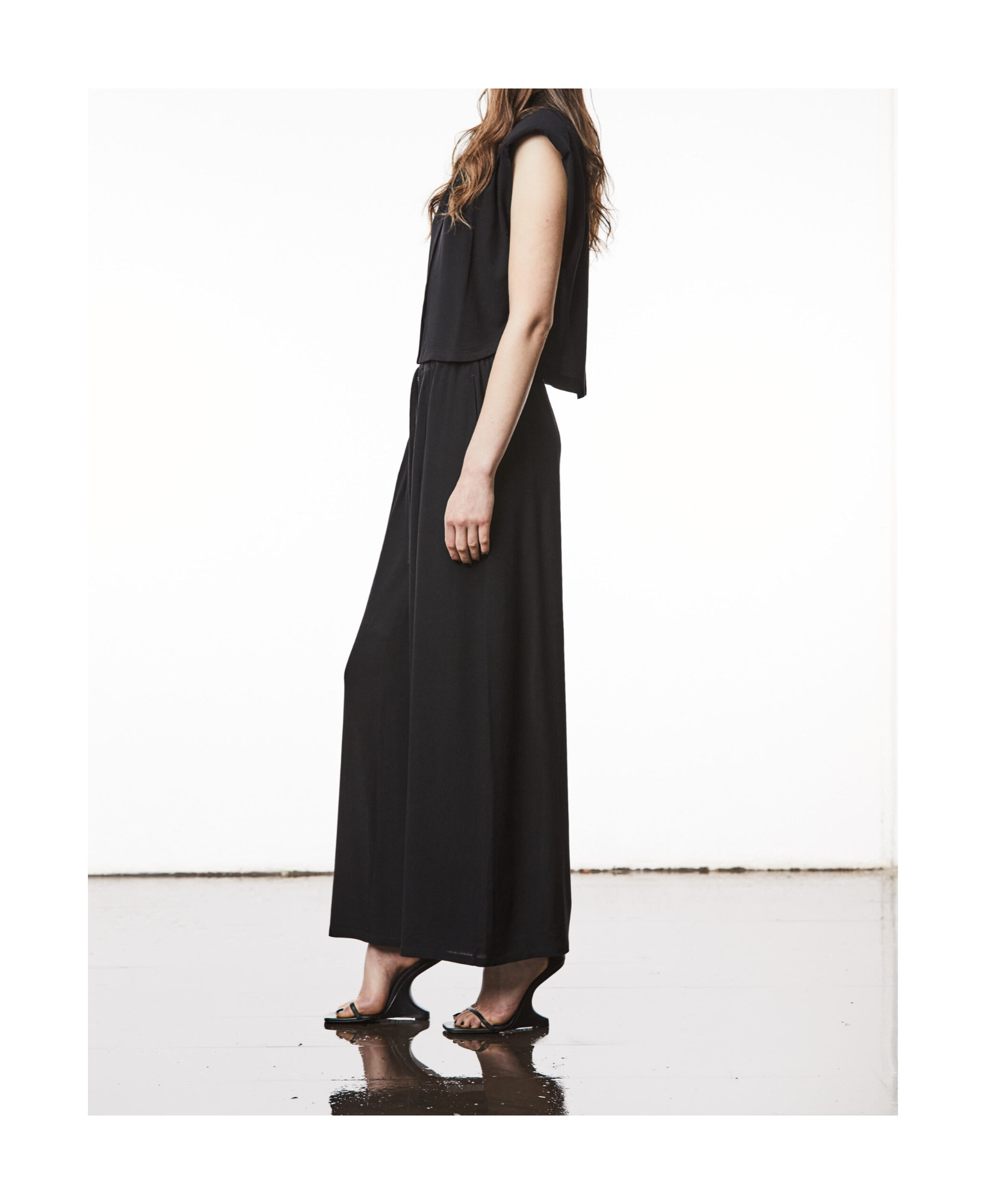 Thom Krom Sleeveless Top In Black