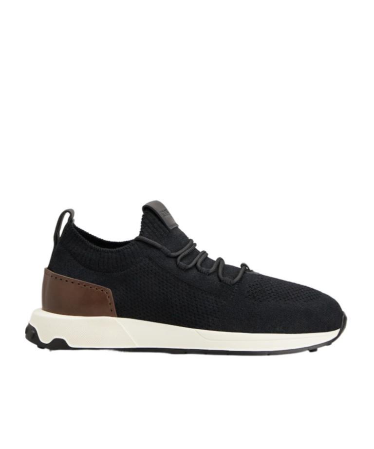 Tod's Laced Sneakers In Black