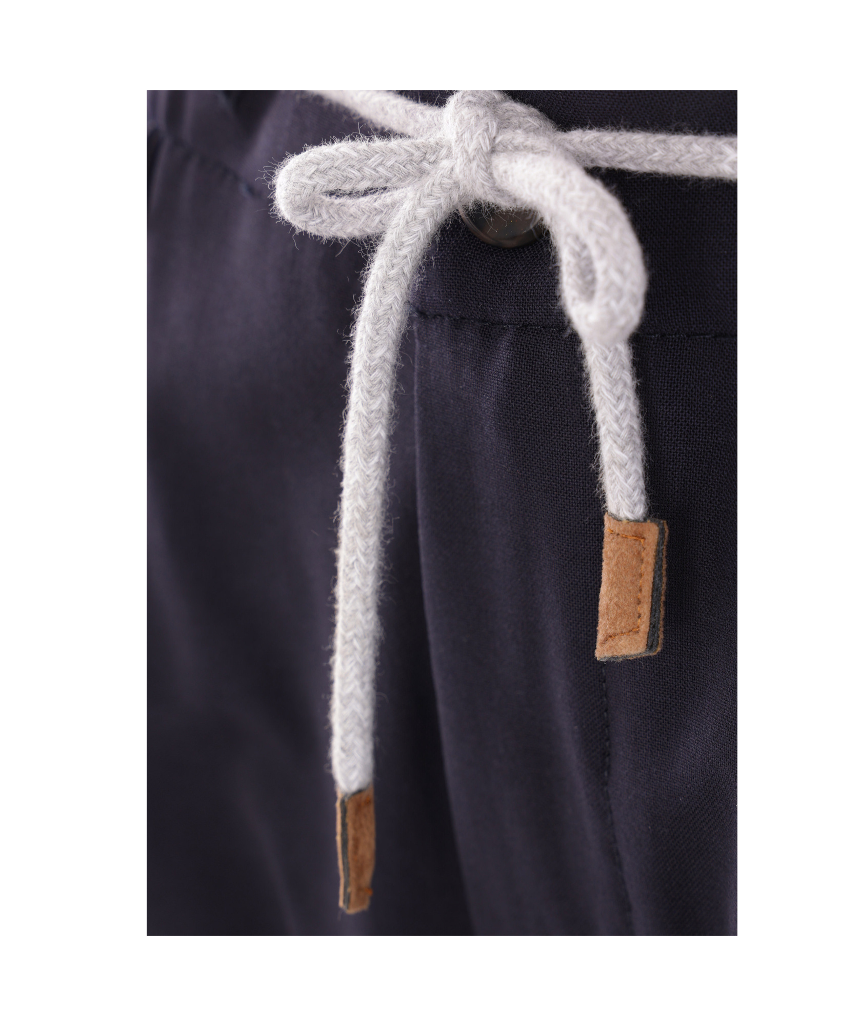 Eleventy Stretch-wool Trousers In Black