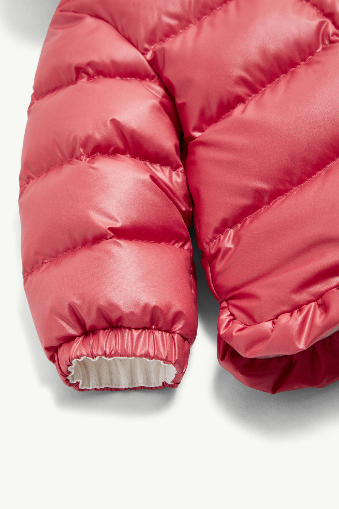 Moncler Tazui Ruffled Hooded Jacket In Pink