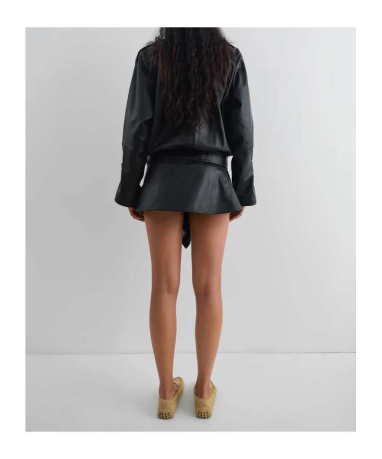 Gimaguas Long-sleeved Leather Jacket In Black