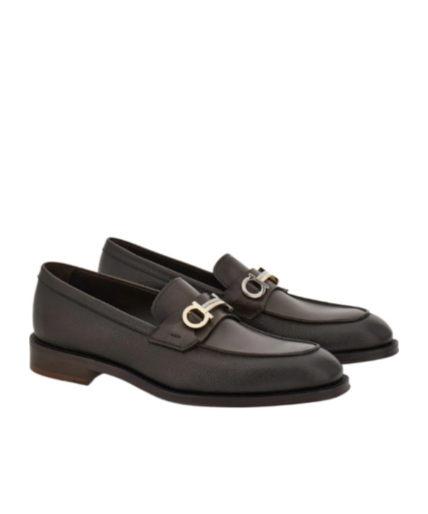 Ferragamo Round Head Business Casual Shoes In Black