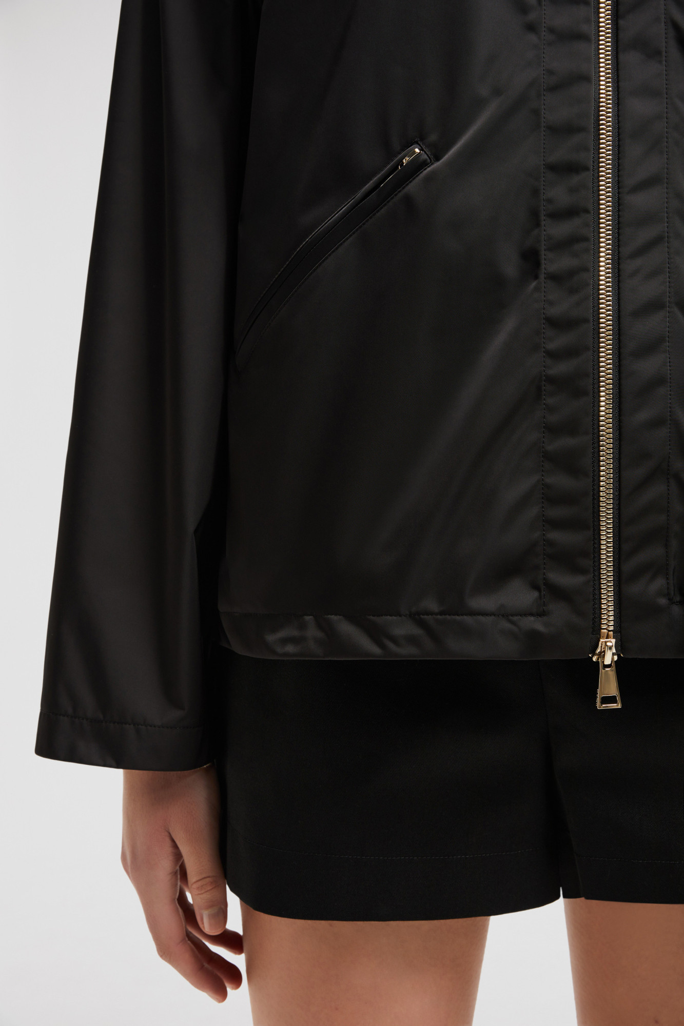 Moncler Logo Patch Windbreaker Jacket In Black