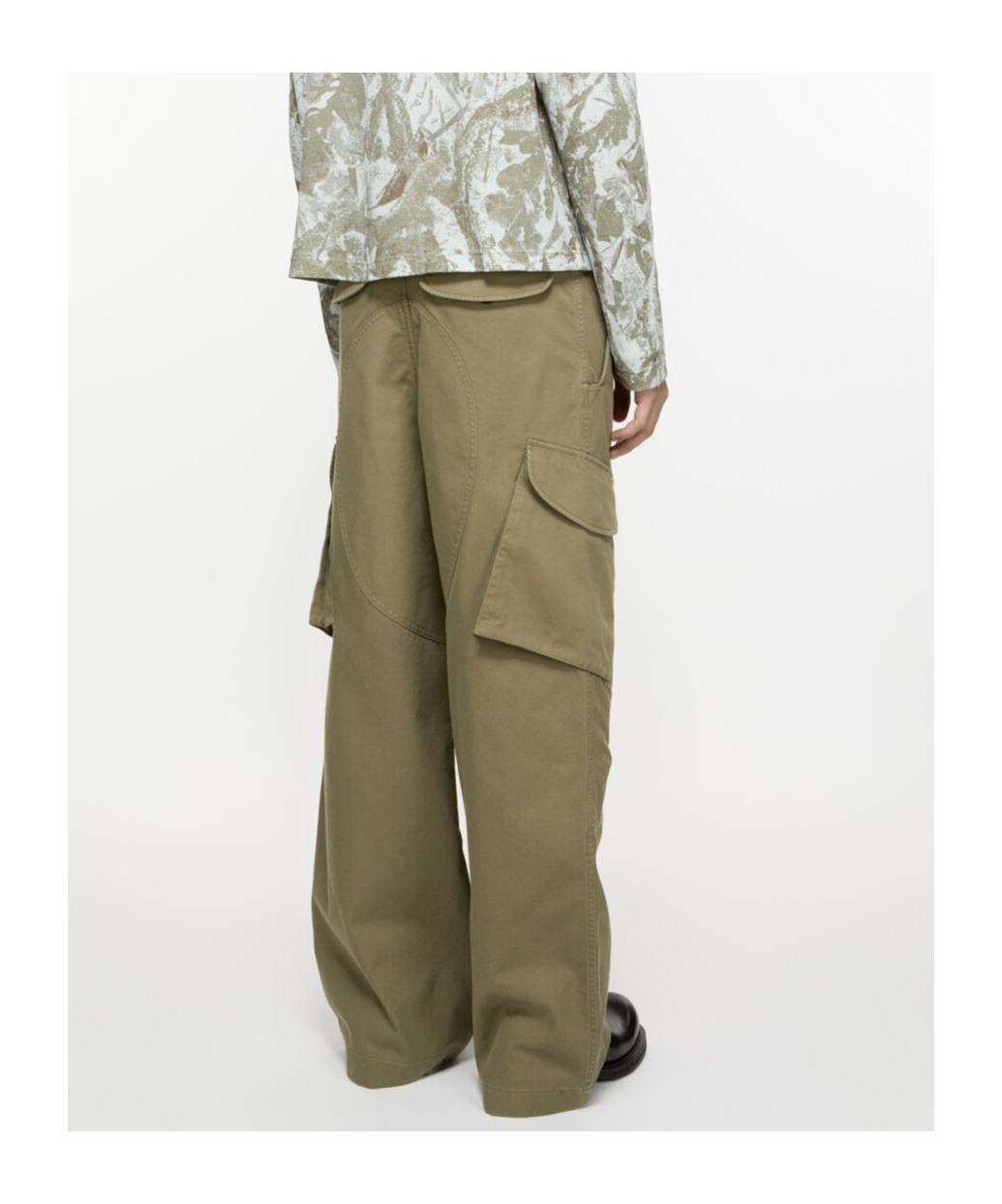 Acne Studios Men Wide-leg Cotton Trousers In Gray