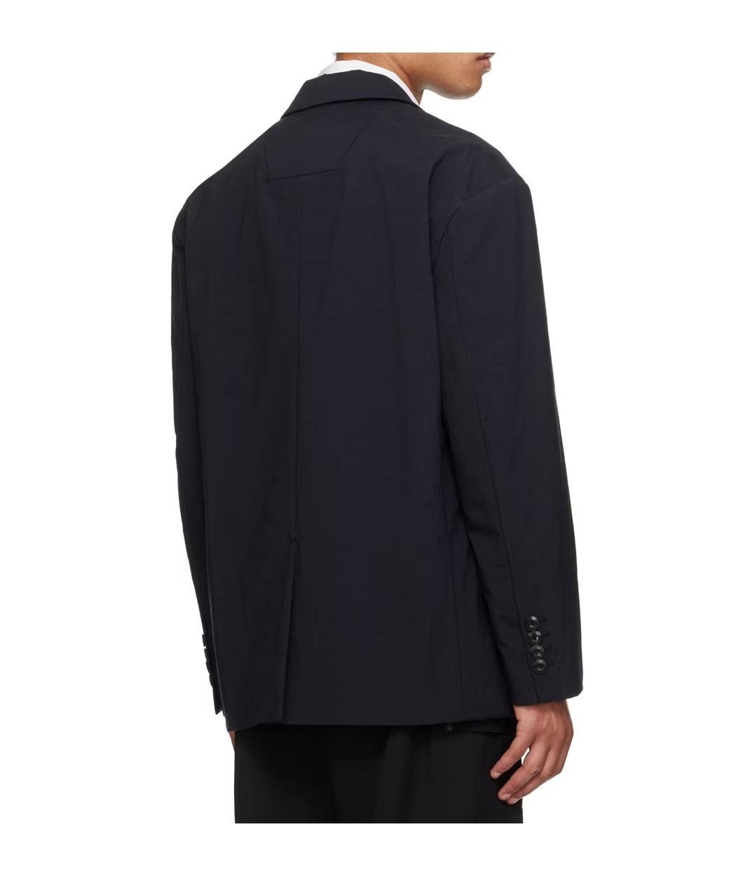 Juunj Button-down Flat-collar Blazer In Black