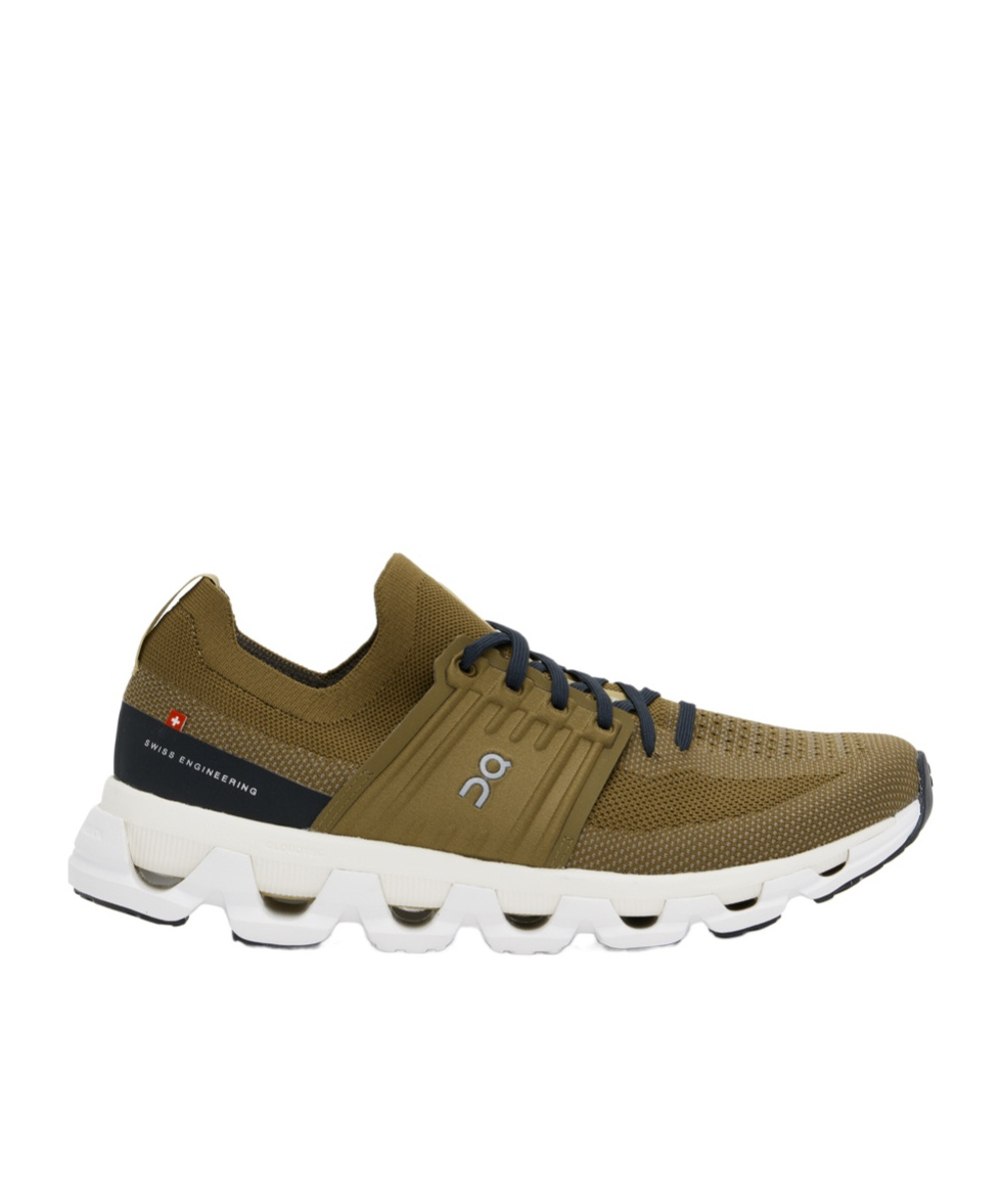 On Running Laced Sneakers In Green