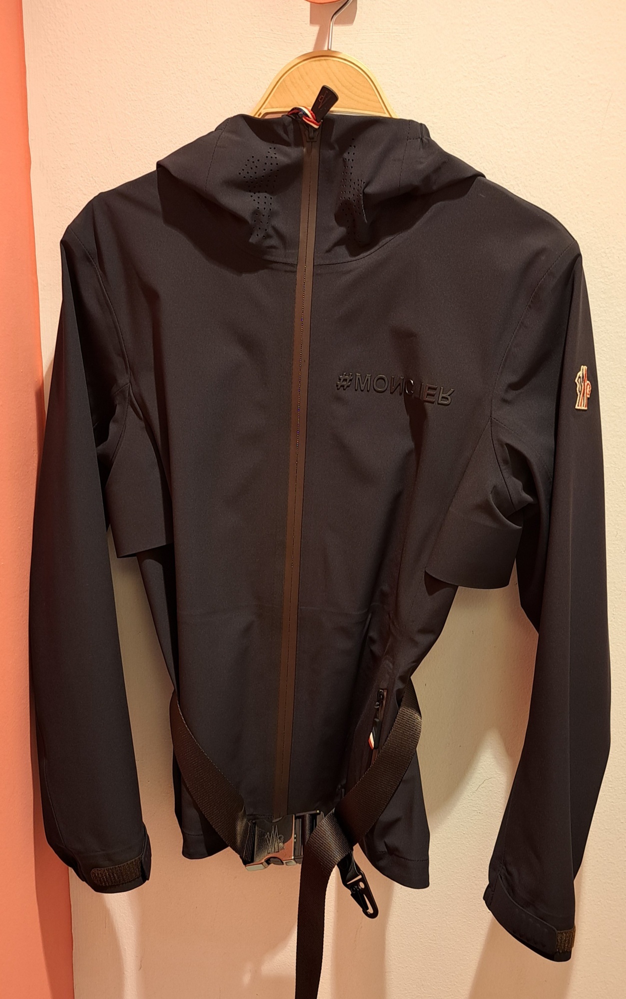 Moncler Relaxed Fit Technical Jacket With Adjustable Features In Black