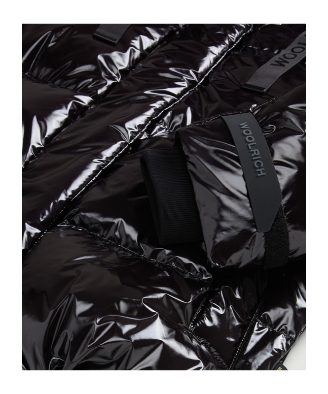 Woolrich Short Parka Glossy Hooded Front Pockets In Black
