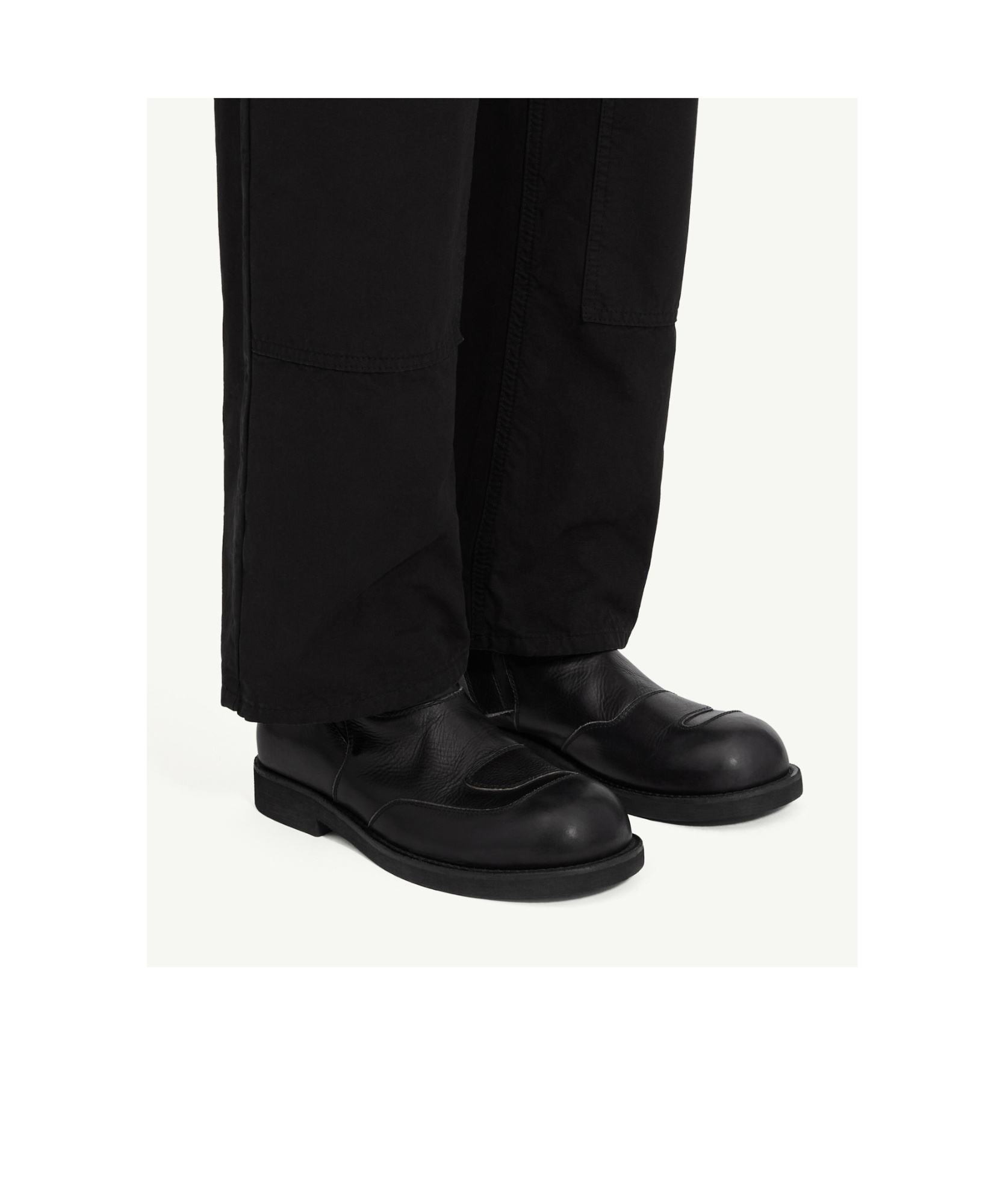 Mm6 Maison Margiela Trunk Boots In Black