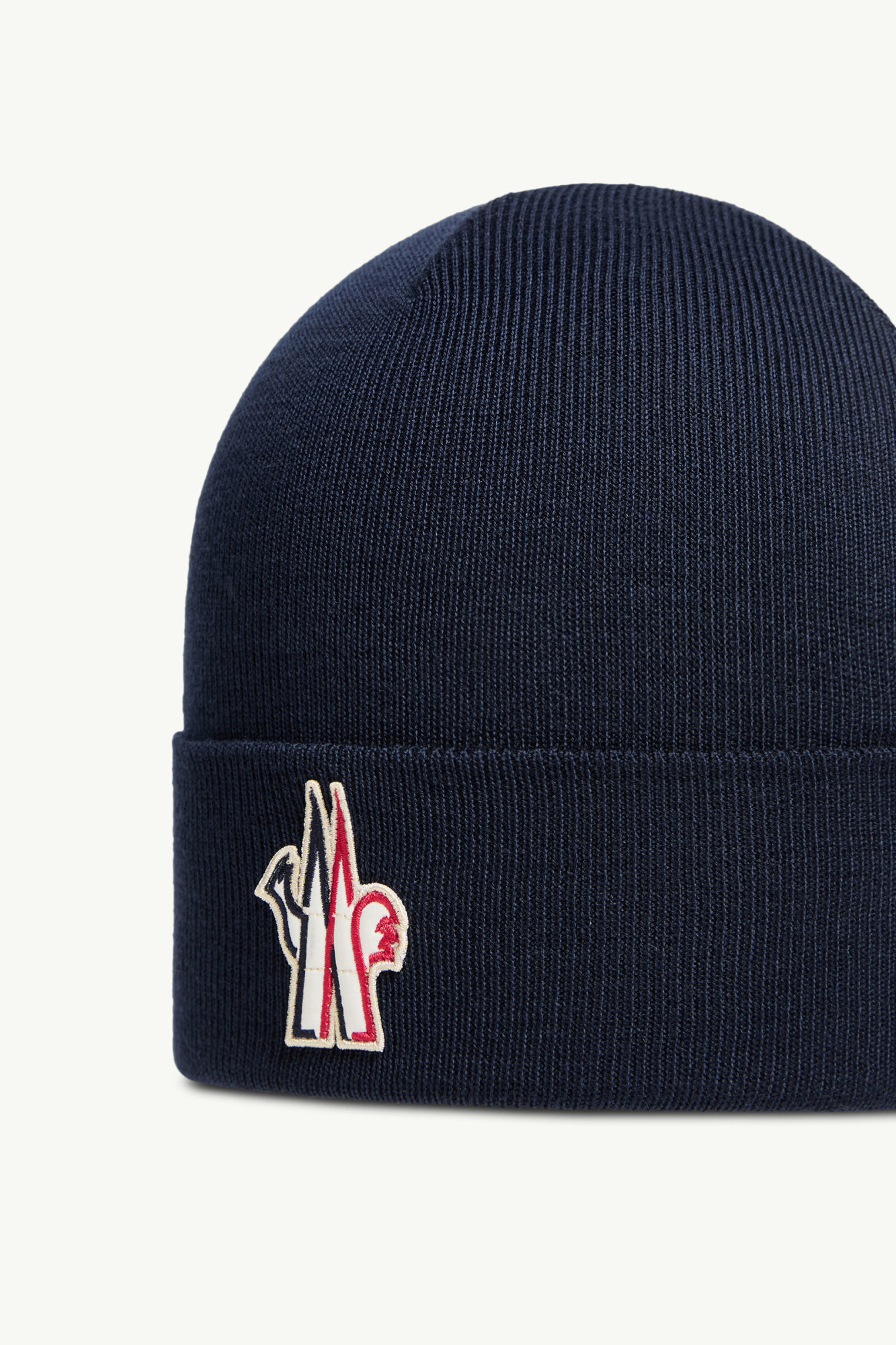 Moncler Grenoble Logo Patch Knitted Beanie In Blue