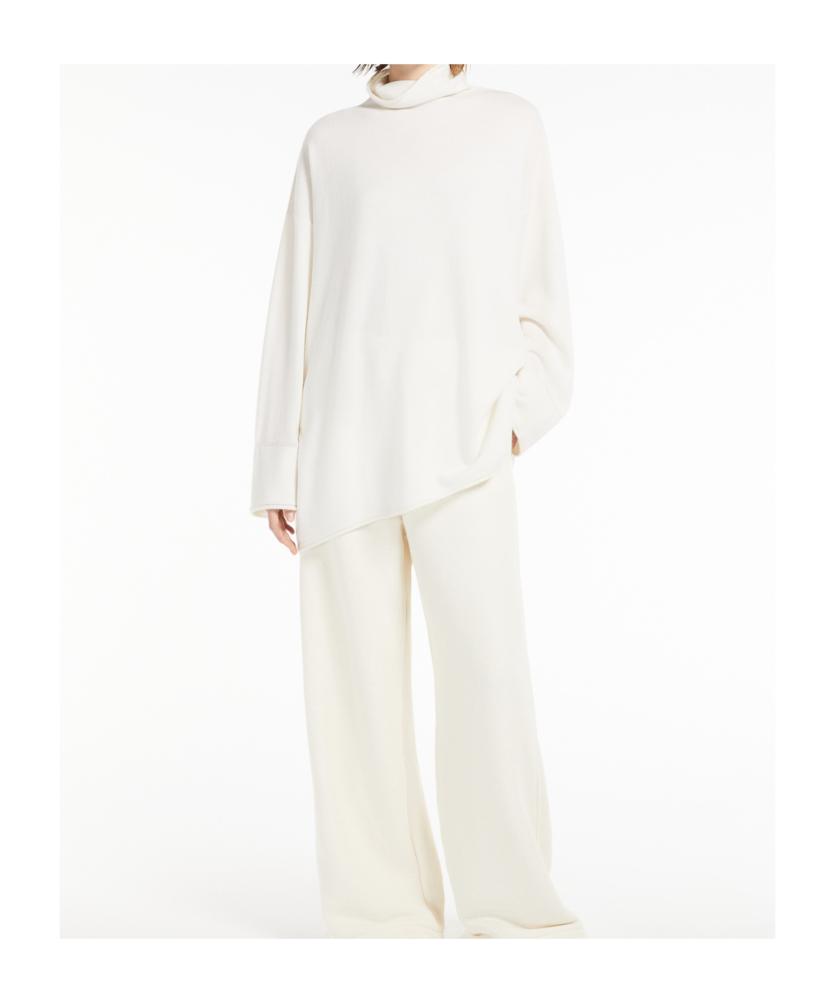 Max Mara Lightweight Cashmere Turtleneck High Collar In White