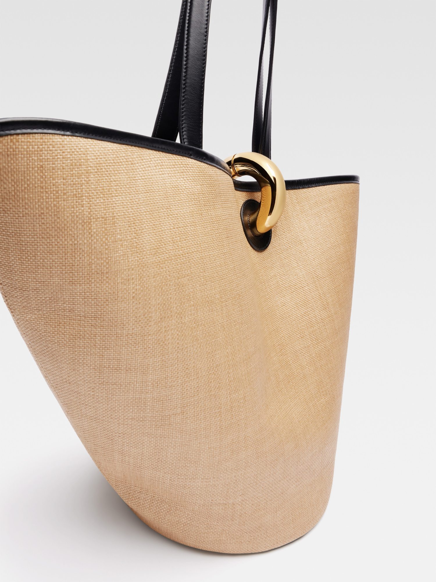 Jacquemus Le Bambola Leather-trimmed Basket Bag In Nude