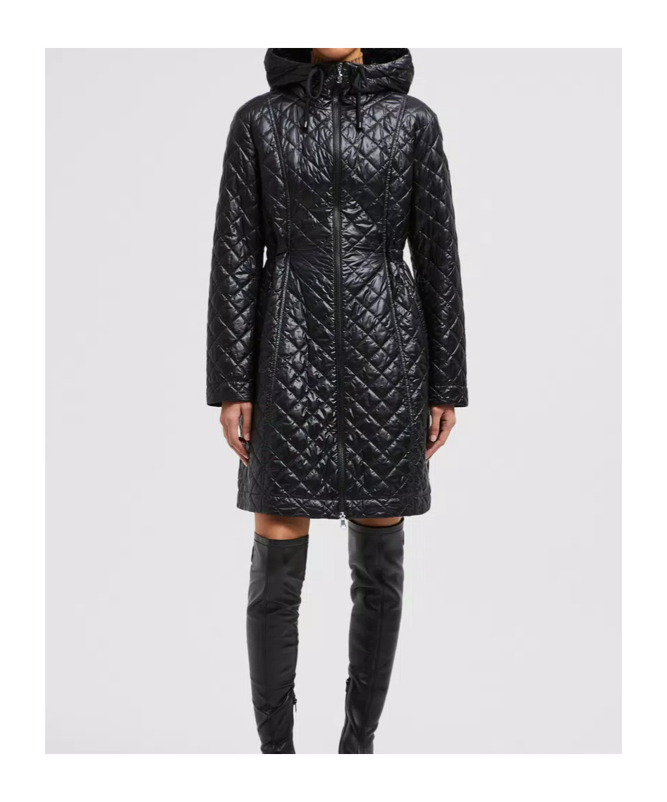 Moncler Bagnac Puffer Coat In Black