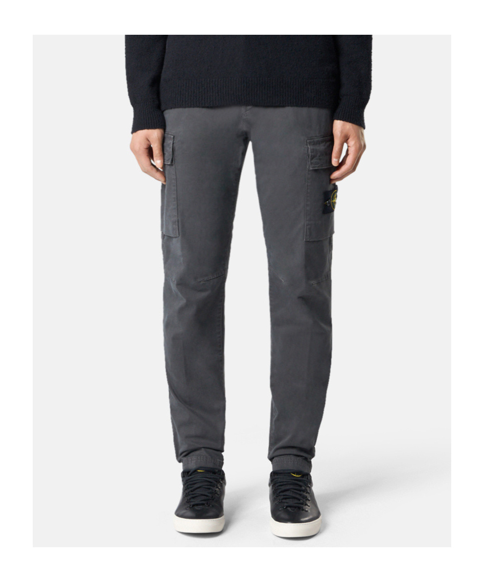 Stone Island Compass-motif Cargo Trousers In Black
