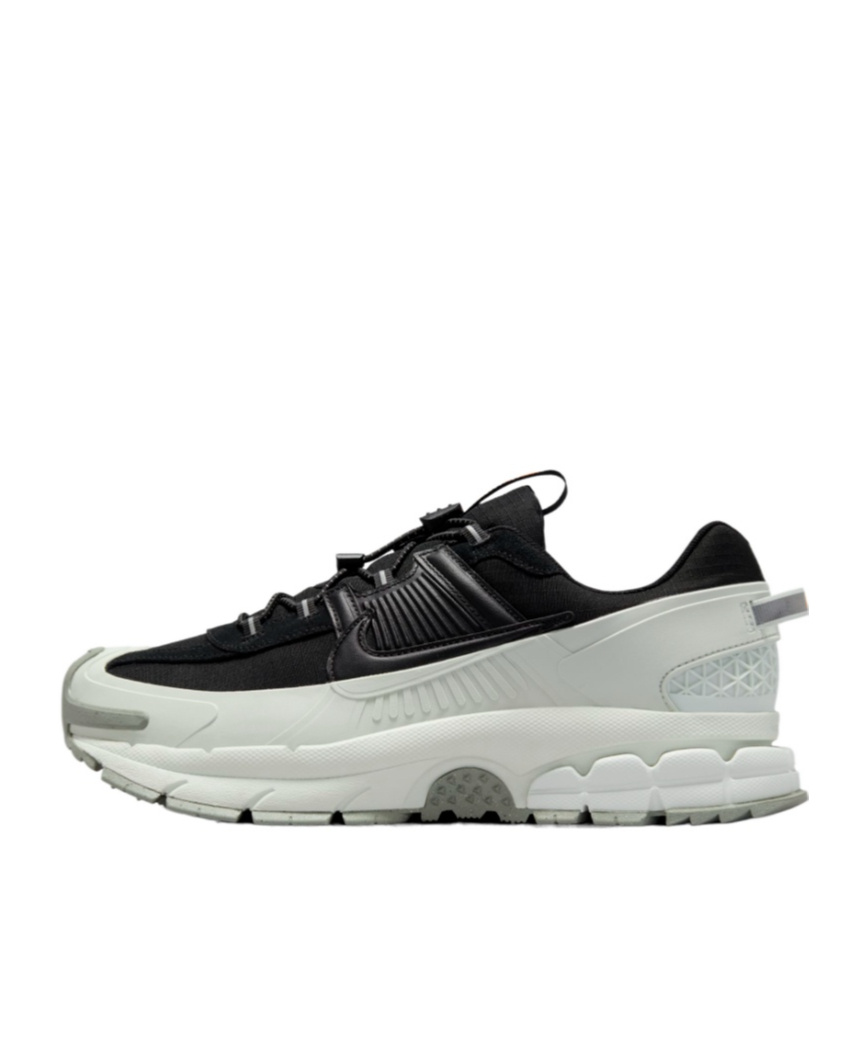 Nike Zoom Vomero 5 Roam Black Light Silver In Gray
