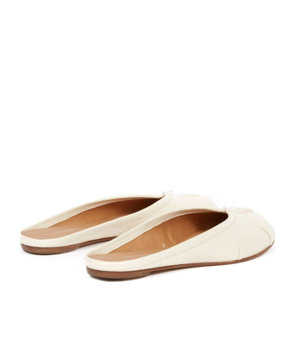 Maison Margiela Tabi Calf Leather Flat Mules In Neutral