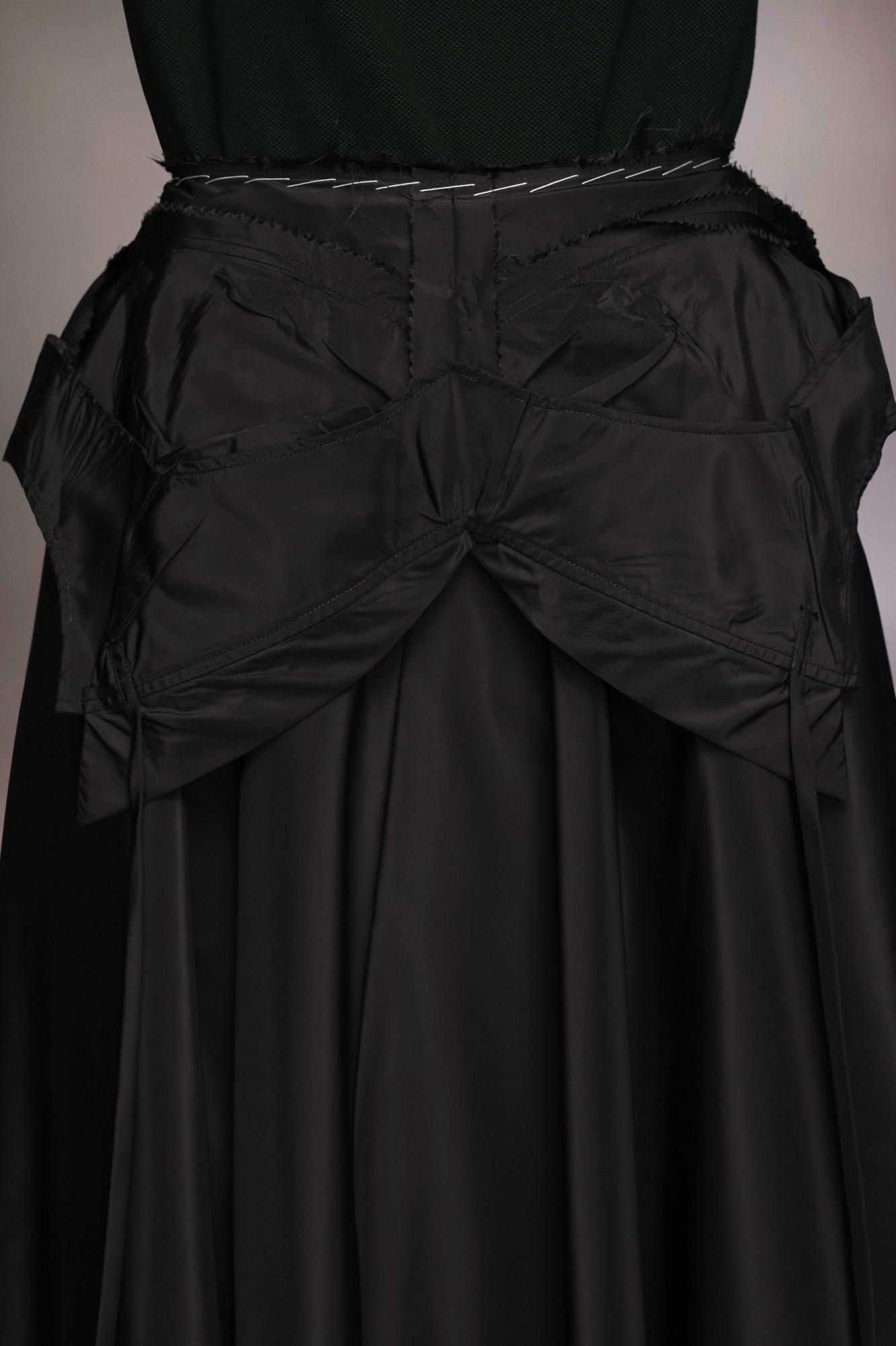 Maison Margiela Deconstructed-waist Nylon Midi Skirt In Black