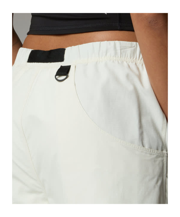 The North Face Womens Nse Trousers In White