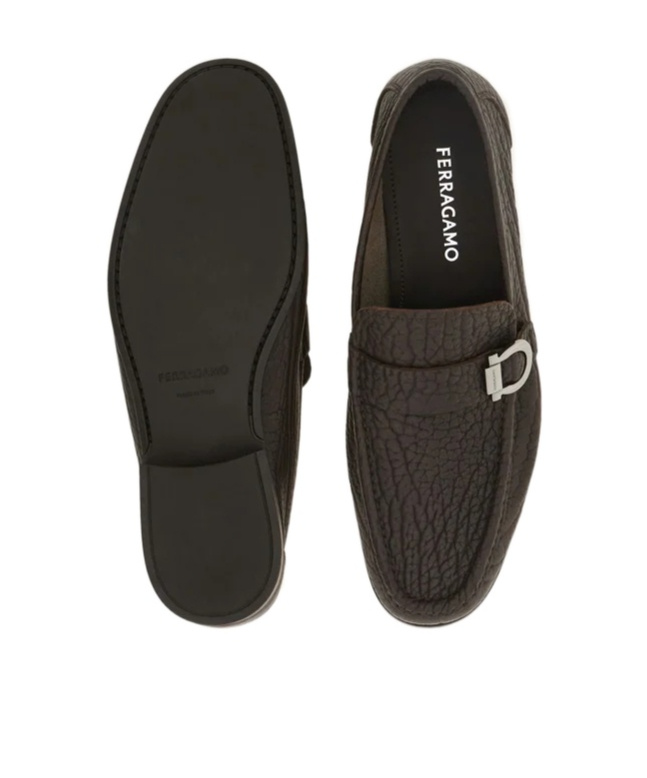 Ferragamo Gancini Loafers In Black