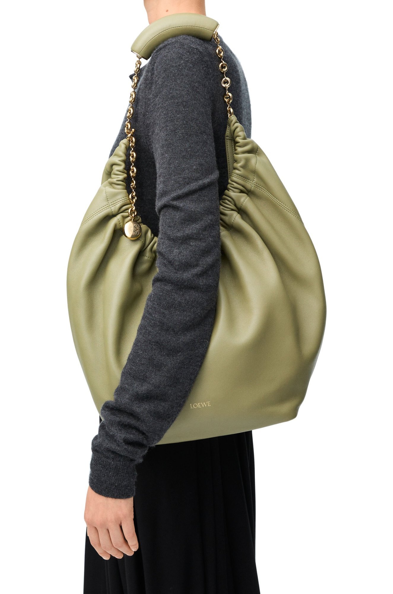 Loewe Womens Squeeze Medium Leather Shoulder Bag In Green