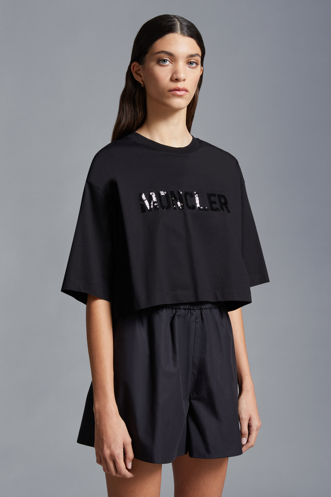 Moncler Sequin-logo Cropped T-shirt In Black